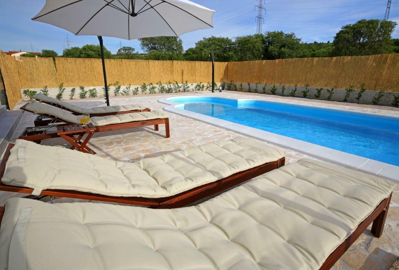 Modern Guest House Rak With Beautiful Pool Šibenik Buitenkant foto